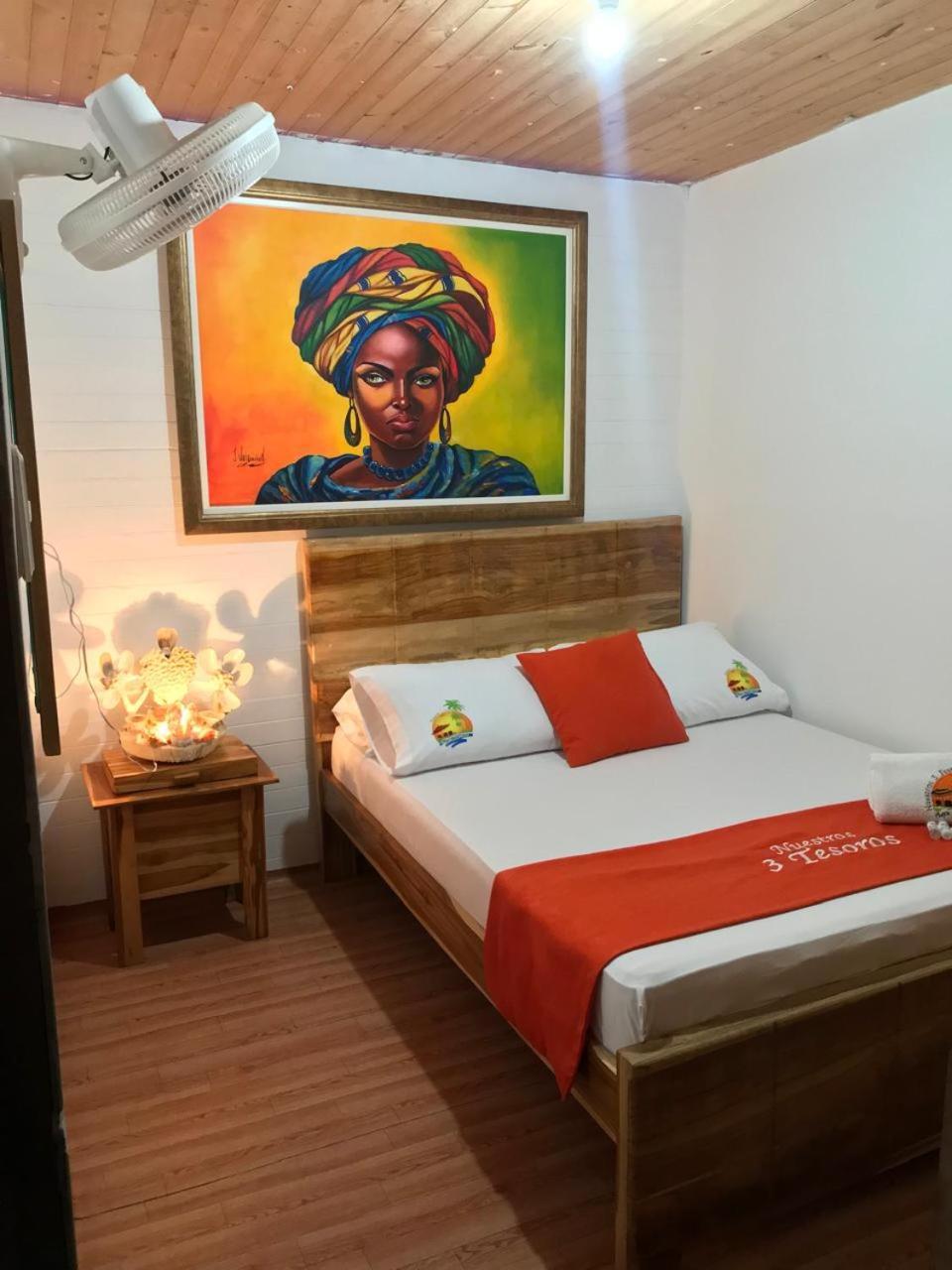 Nuestros Tres Tesoros II Hotel ปลายาบลังกา ภายนอก รูปภาพ